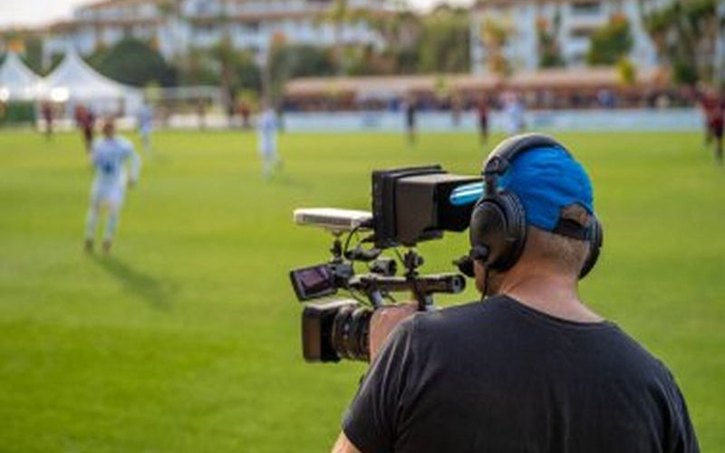 Connect with Soccer Stars: Watch Free Overseas Soccer Broadcasts with Player Interviews